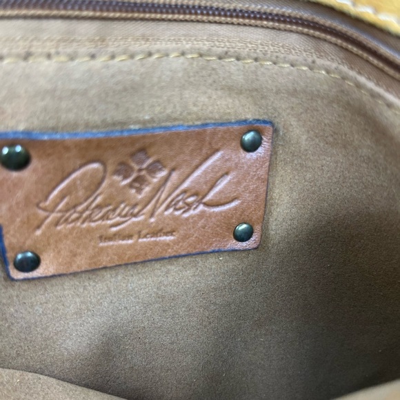 Pink/lime green Patricia Nash Crossbody bag - Picture 8 of 10